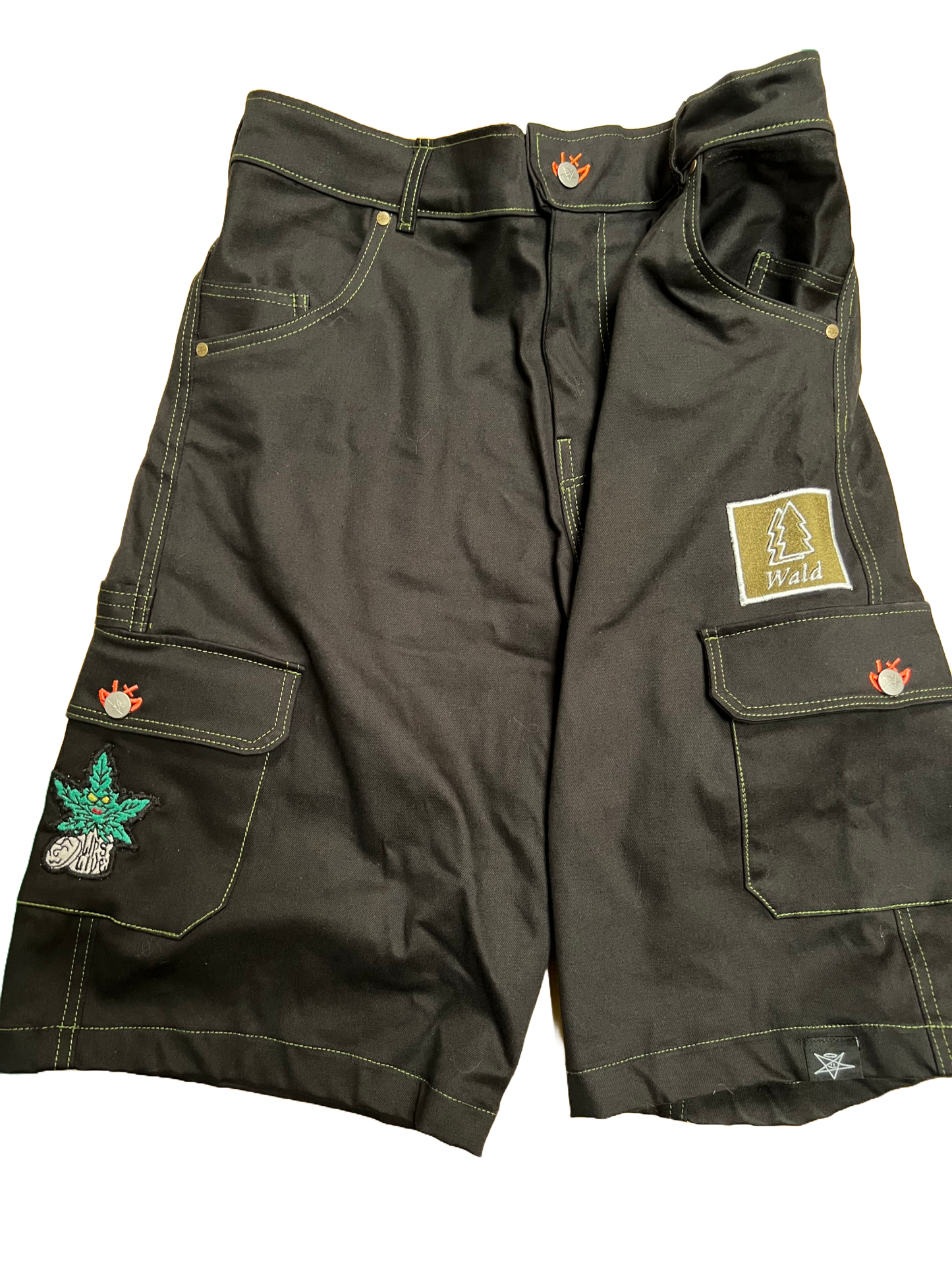 Cargo Short (Wald x Lipslide co.)